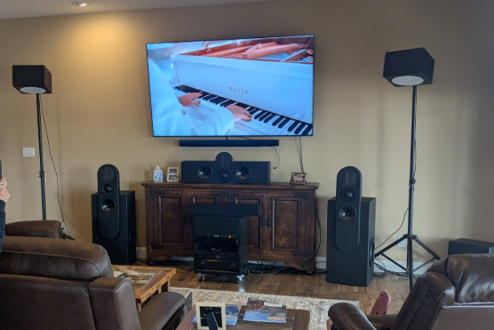 In-home theater demonstration Paradise Valley - compare speaker systems before you buy